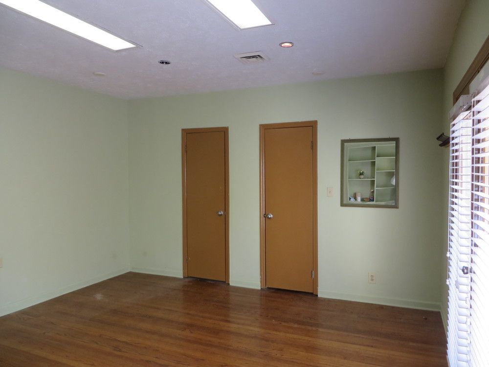 Traditional Health Clinic & Salt Spa: 6210 Highland Place Way, Knoxville, TN 37919